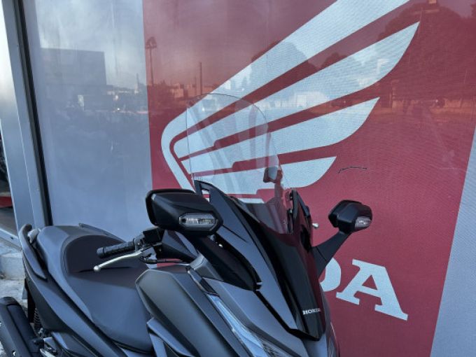 HONDA FORZA 125 ABS 4