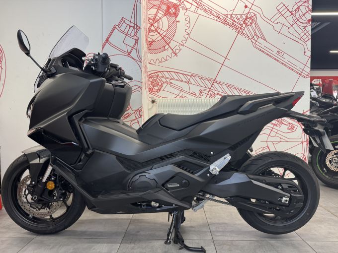 HONDA NSS FORZA 750 4