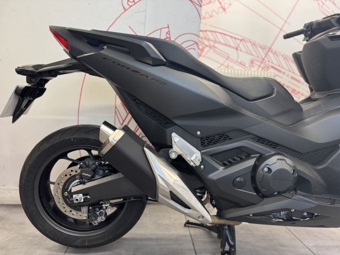 HONDA NSS FORZA 750 4