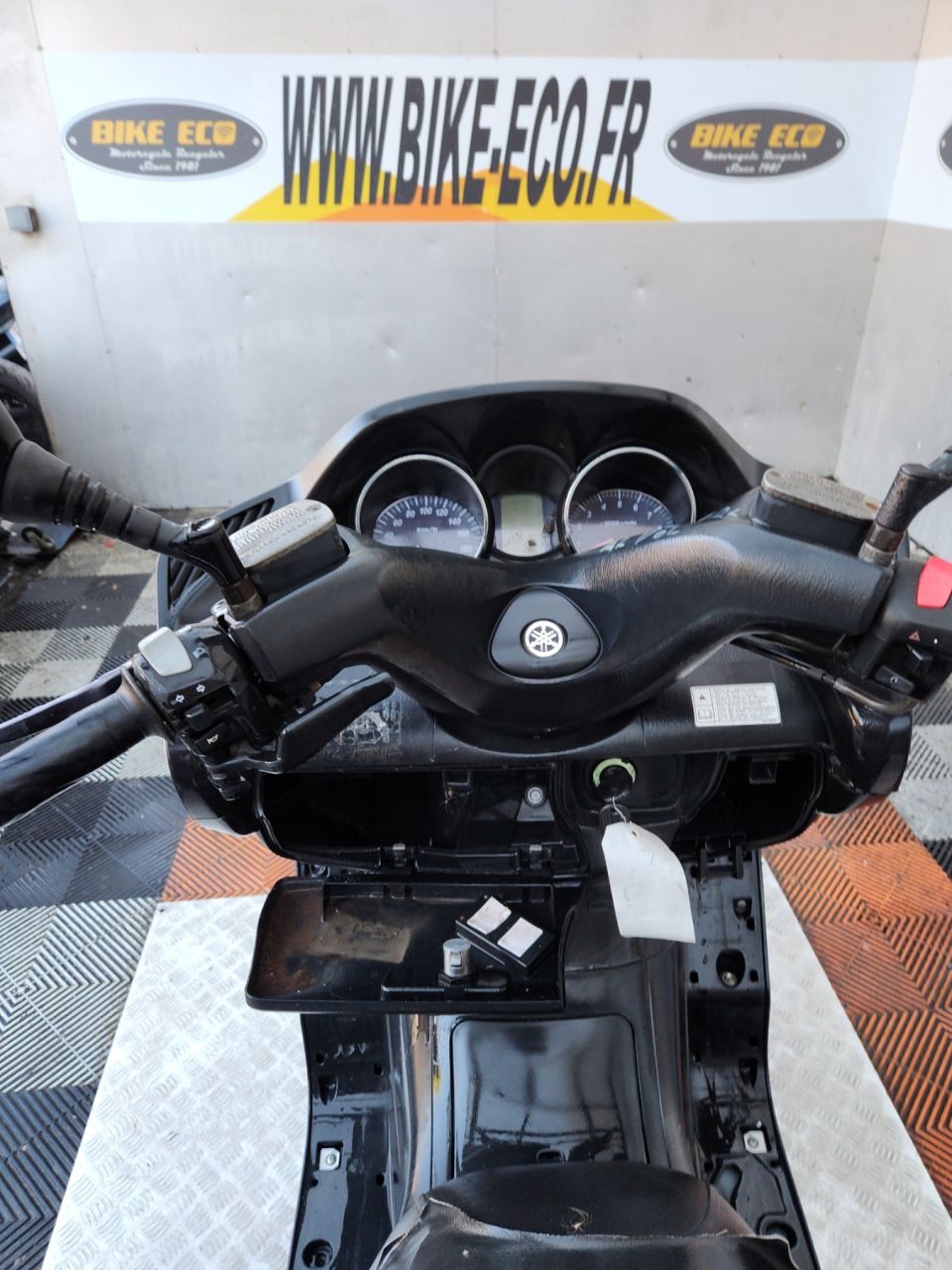 YAMAHA MAJESTY 400 4