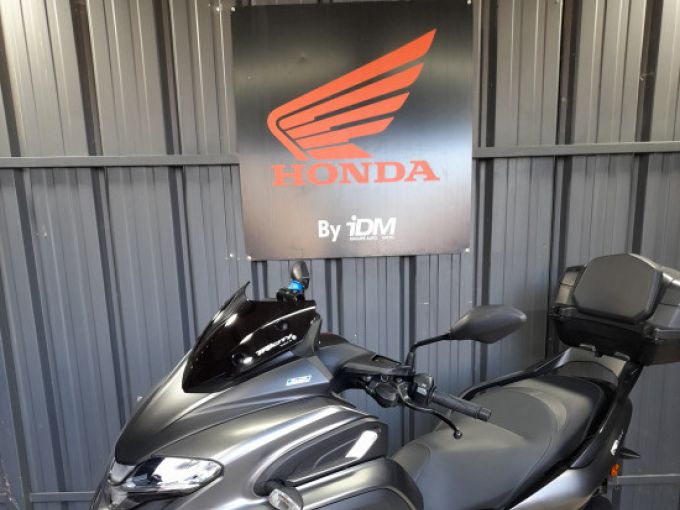 YAMAHA TRICITY 300 4