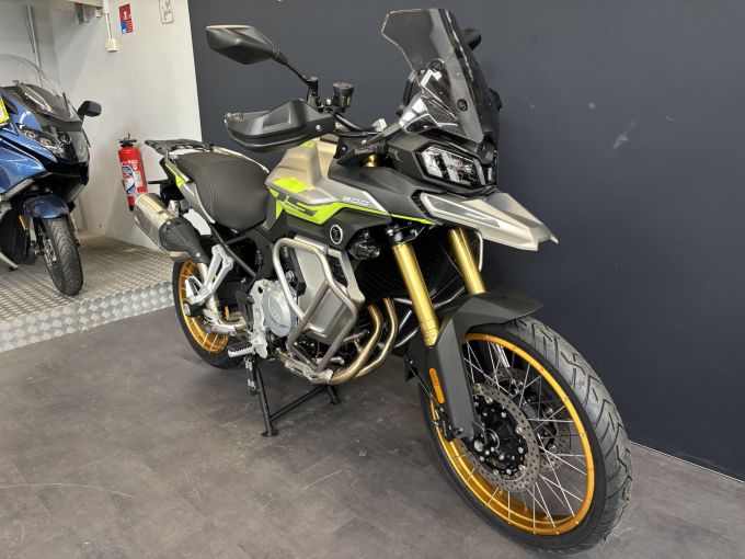 VOGE DS900X 4