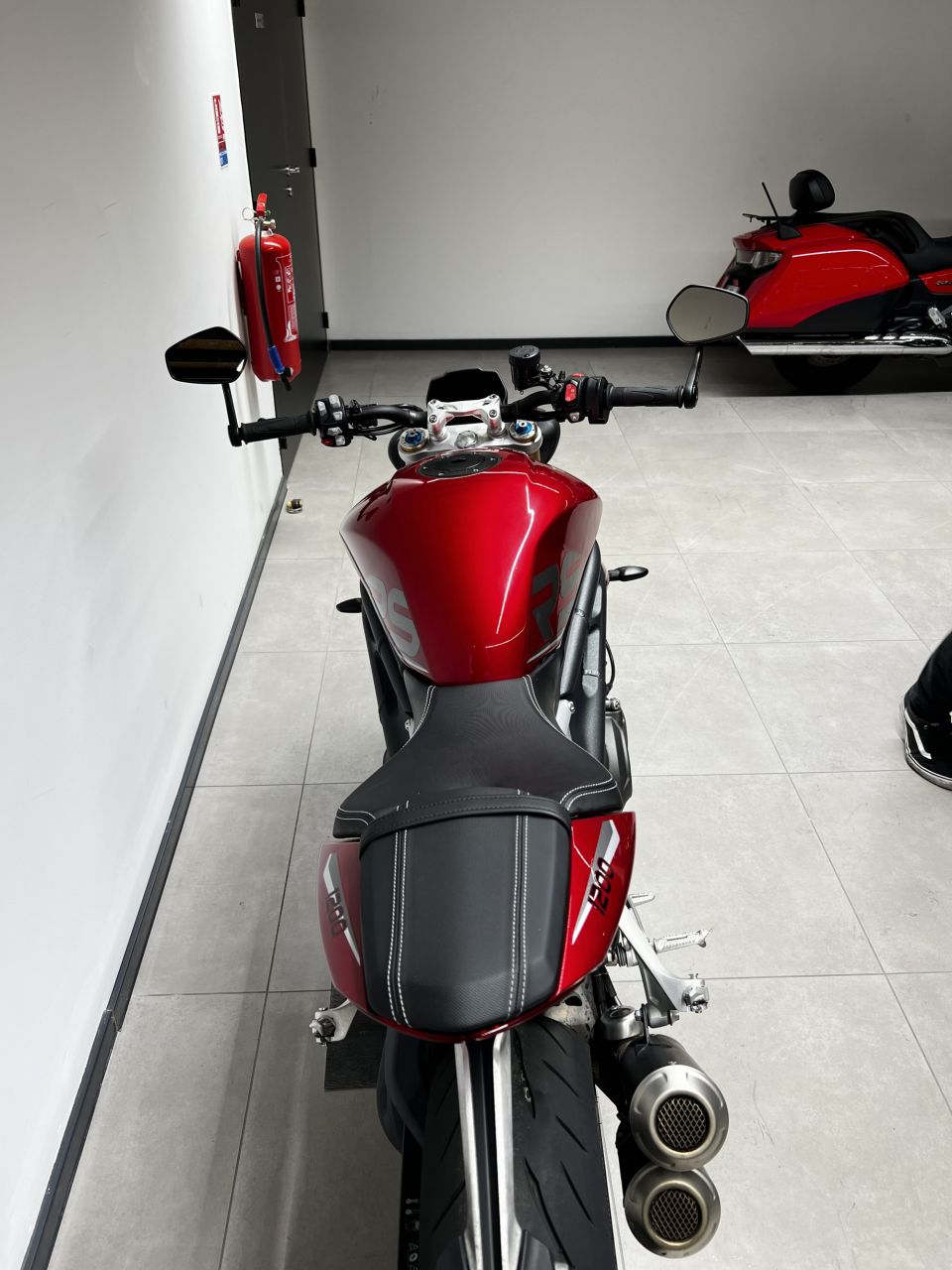 TRIUMPH SPEED TRIPLE 1200 RS 4