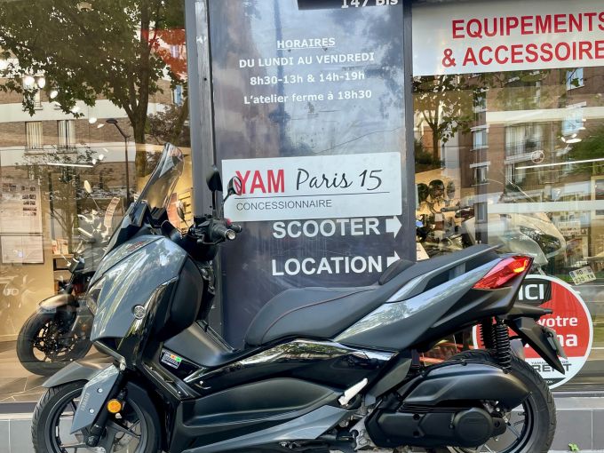 YAMAHA XMAX 125 TECH MAX 4