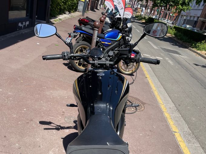 YAMAHA XSR 700 ABS 4