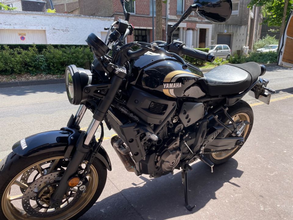 YAMAHA XSR 700 ABS 4