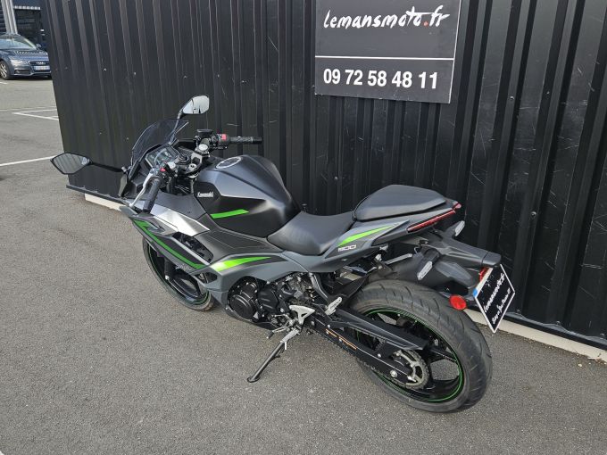 KAWASAKI Ninja 500 4