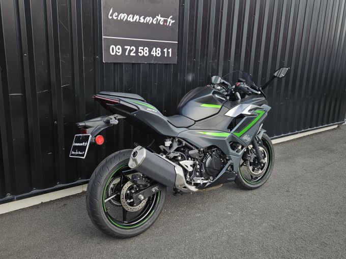 KAWASAKI Ninja 500 4