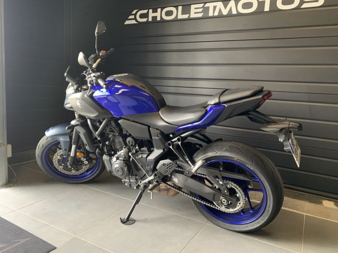 YAMAHA MT-07 (47.5CV) 4
