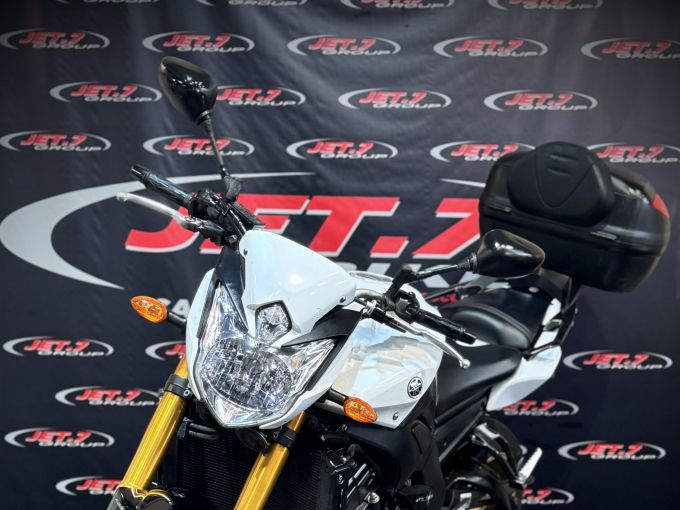 YAMAHA FZ8 4