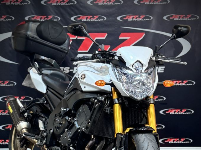 YAMAHA FZ8 4