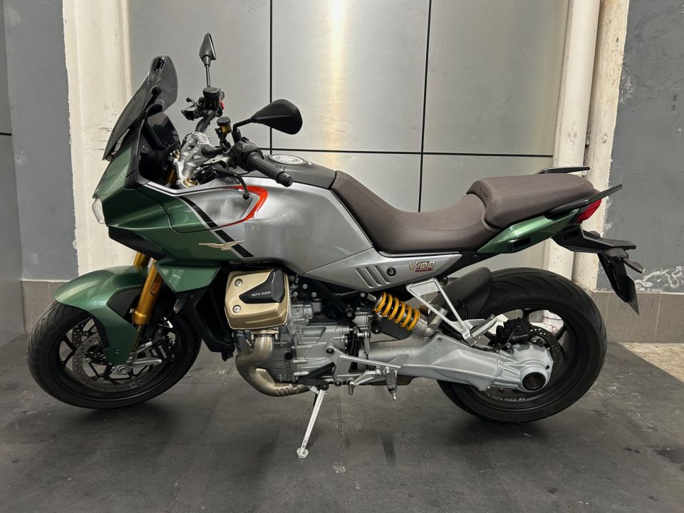 MOTO GUZZI V100  MANDELLO 4