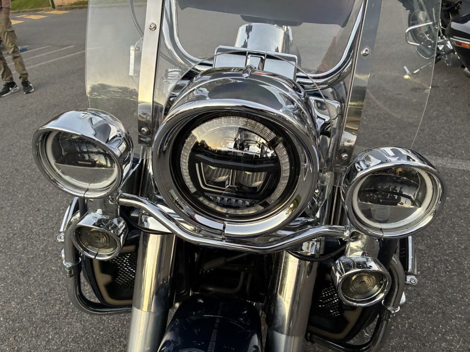 HARLEY-DAVIDSON TOURING ROAD KING 1690 4