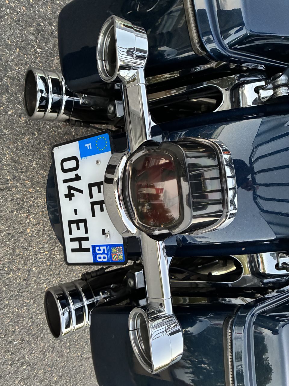 HARLEY-DAVIDSON TOURING ROAD KING 1690 4