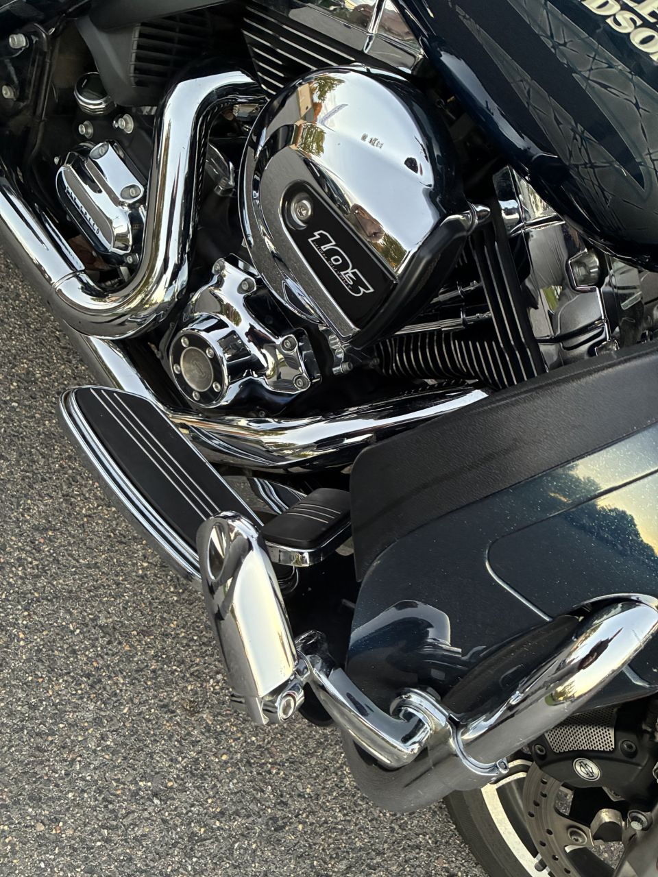 HARLEY-DAVIDSON TOURING ROAD KING 1690 4