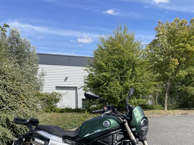 BENELLI LEONCINO 800 4