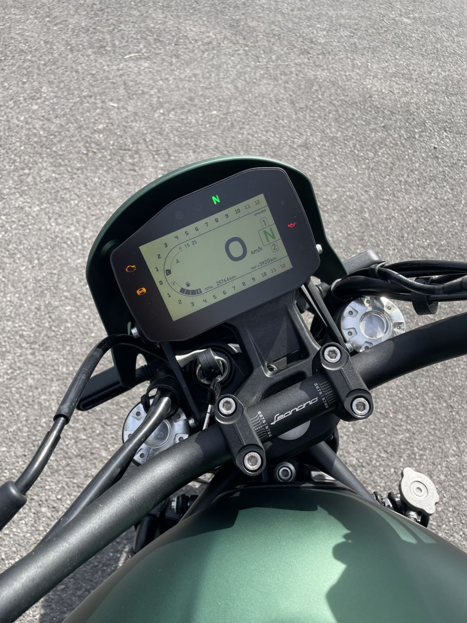 BENELLI LEONCINO 800 4