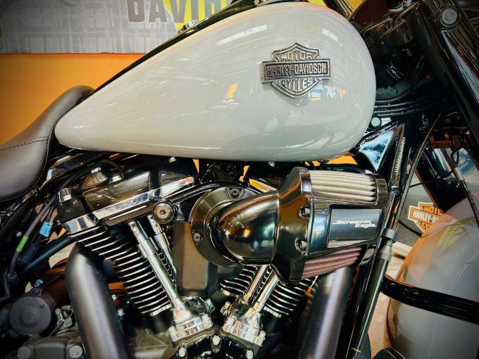 HARLEY-DAVIDSON TOURING ROAD KING 1868 SPECIAL 4