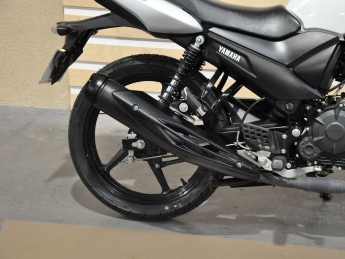 YAMAHA YS 125 4