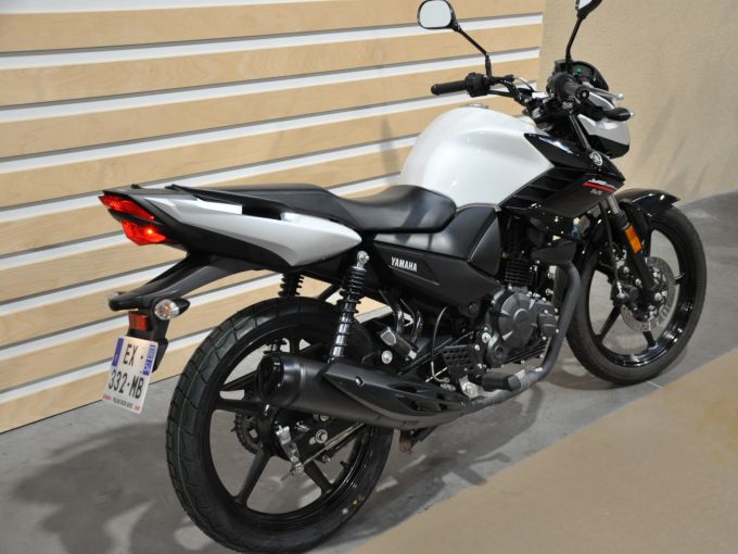 YAMAHA YS 125 4