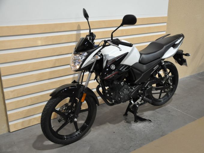 YAMAHA YS 125 4