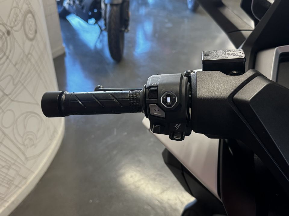 HONDA NSS FORZA 350 4