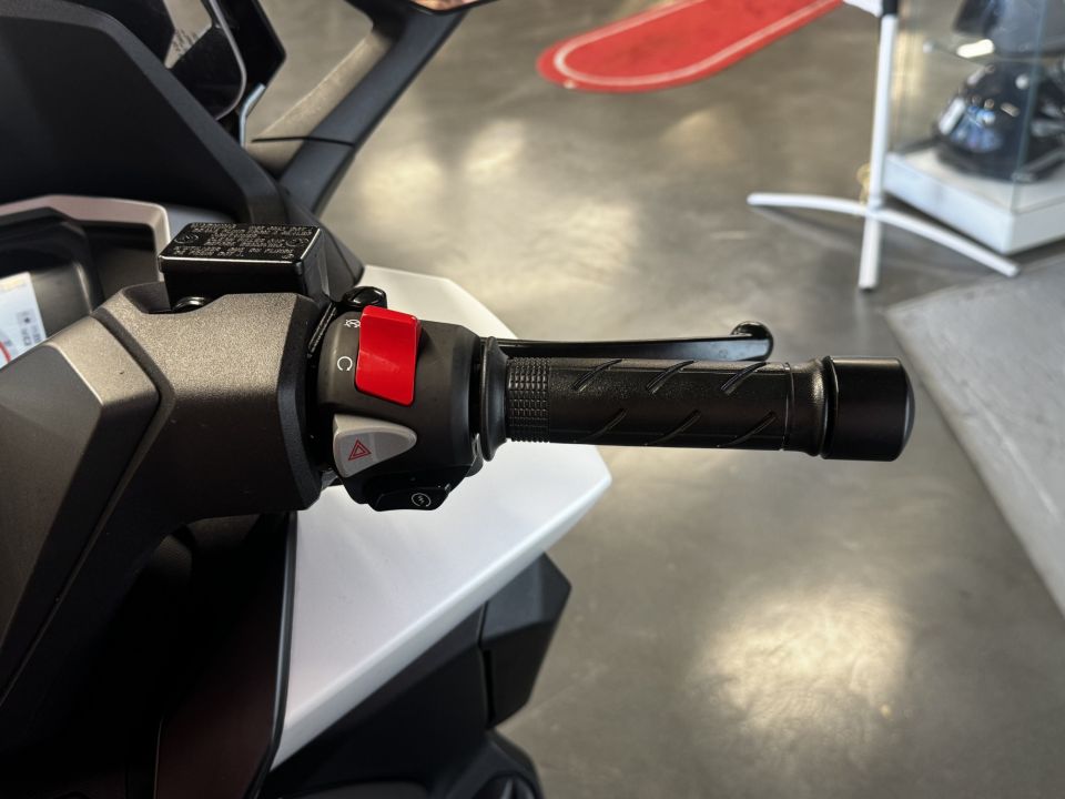 HONDA NSS FORZA 350 4