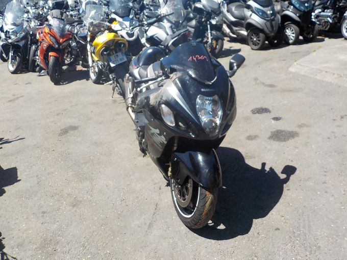 SUZUKI GSX-R 1300 HAYABUSA 4