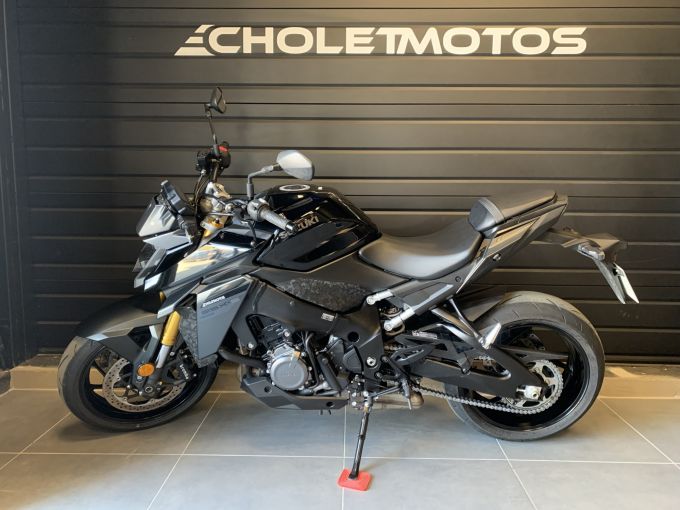 SUZUKI GSX-S 1000 4