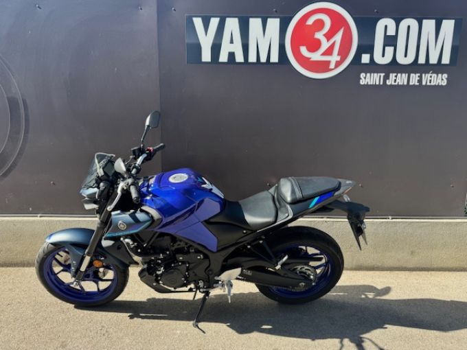 YAMAHA MT-03 4