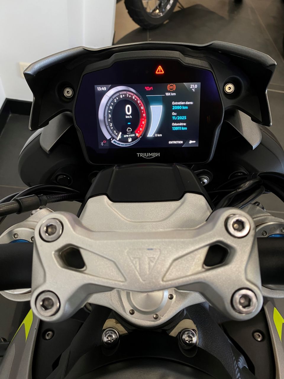 TRIUMPH SPEED TRIPLE 1200 RS 4