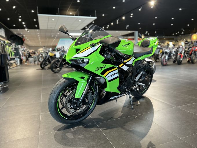 KAWASAKI ZX-6R 636 4