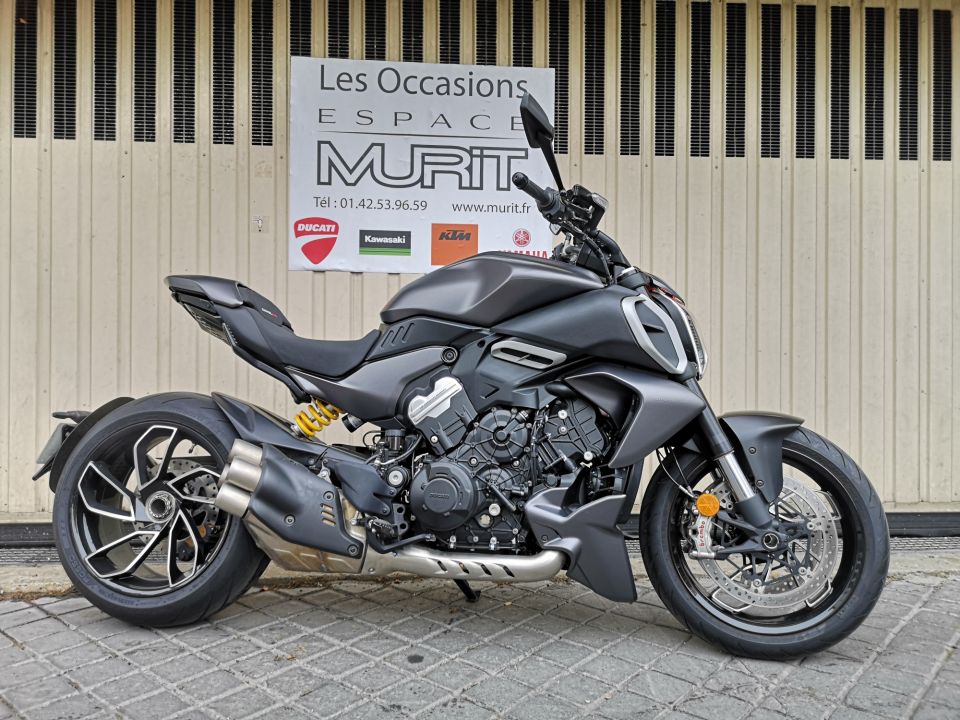 DUCATI DIAVEL V4 4