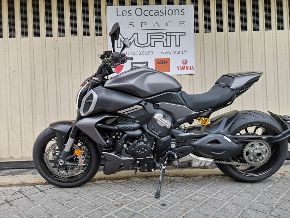 DUCATI DIAVEL V4 4