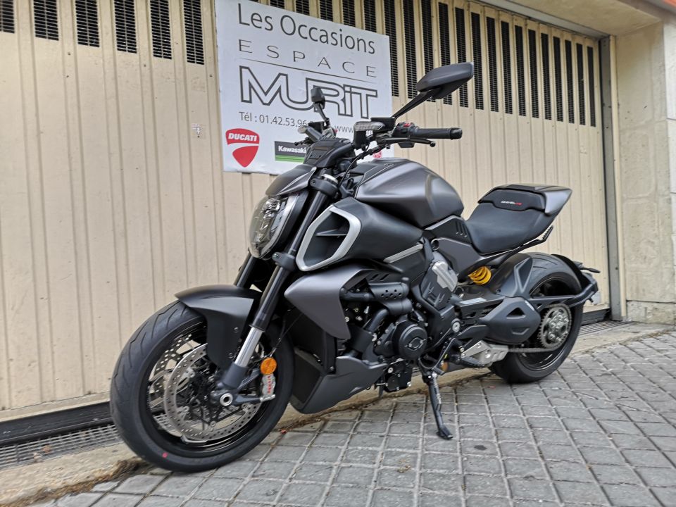 DUCATI DIAVEL V4 4