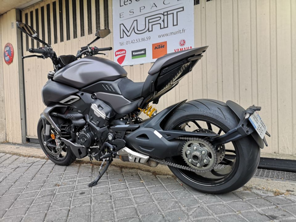 DUCATI DIAVEL V4 4