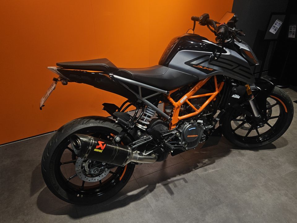 KTM 125 DUKE 4