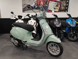 VESPA PRIMAVERA 50 - 2022