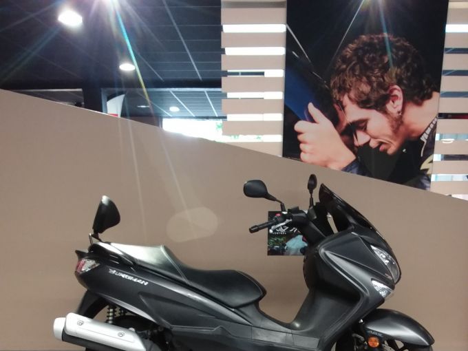 SUZUKI BURGMAN 125 4