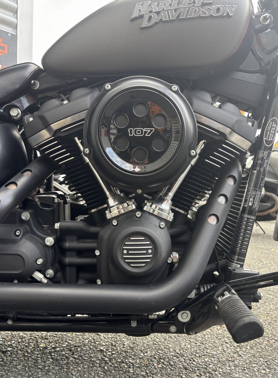 HARLEY-DAVIDSON SOFTAIL STREET BOB 1748  4