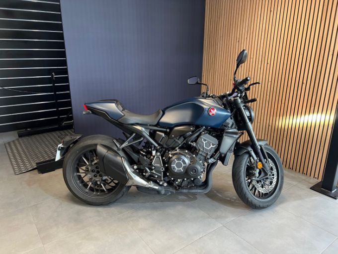 HONDA CB1000R 4