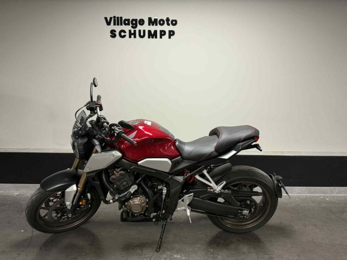 HONDA CB 650 R 4