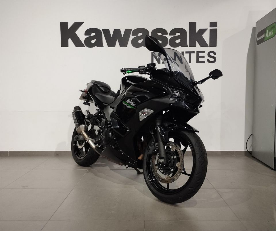 KAWASAKI Ninja 500 4