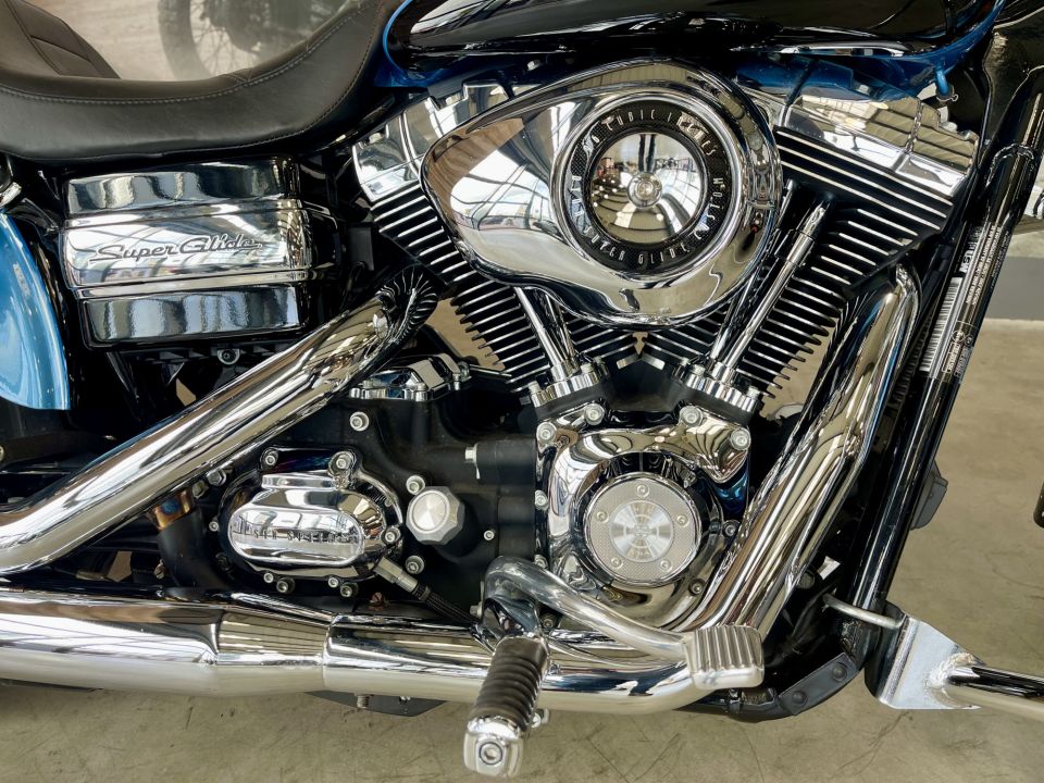 HARLEY-DAVIDSON DYNA SUPER GLIDE 1584 CUSTOM 4