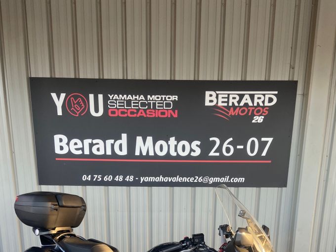 YAMAHA FJR 1300 AE 4