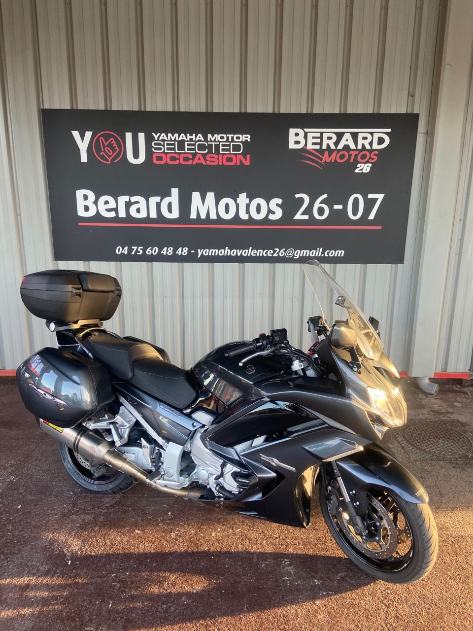 YAMAHA FJR 1300 AE 4