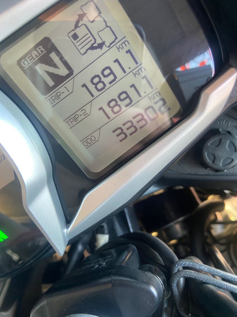 YAMAHA FJR 1300 AE 4