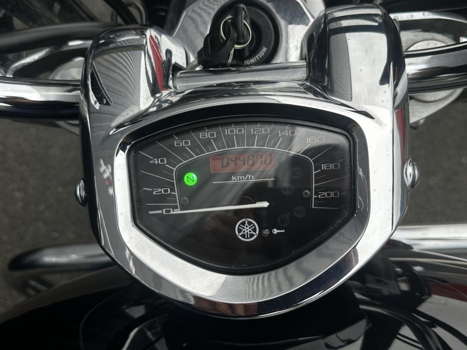 YAMAHA XVS 1300 4