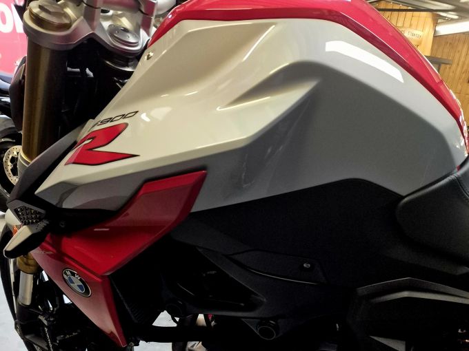 BMW F 800 R 47.5CV 4