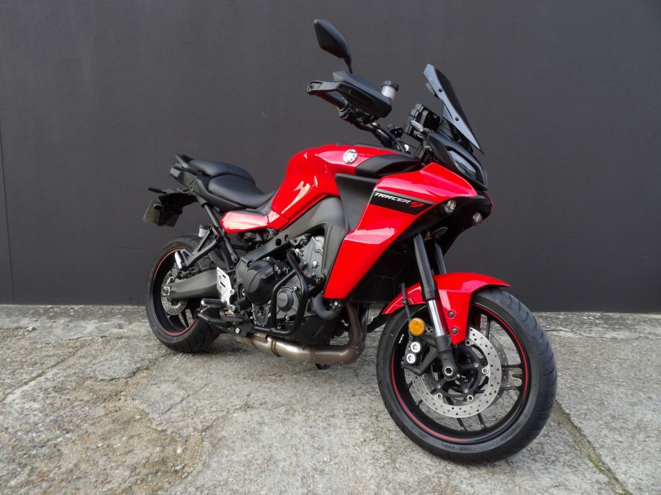 YAMAHA TRACER 9 4
